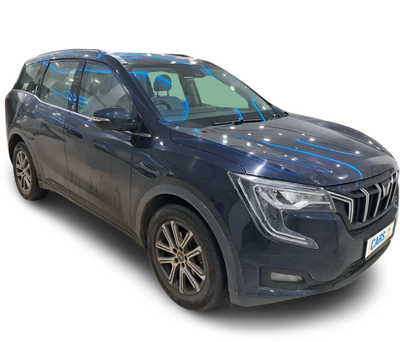 Mahindra XUV700-img